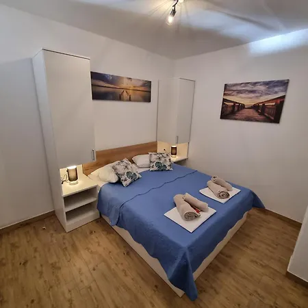 By The Sea - Porat, Makarska - 16763 Apartment